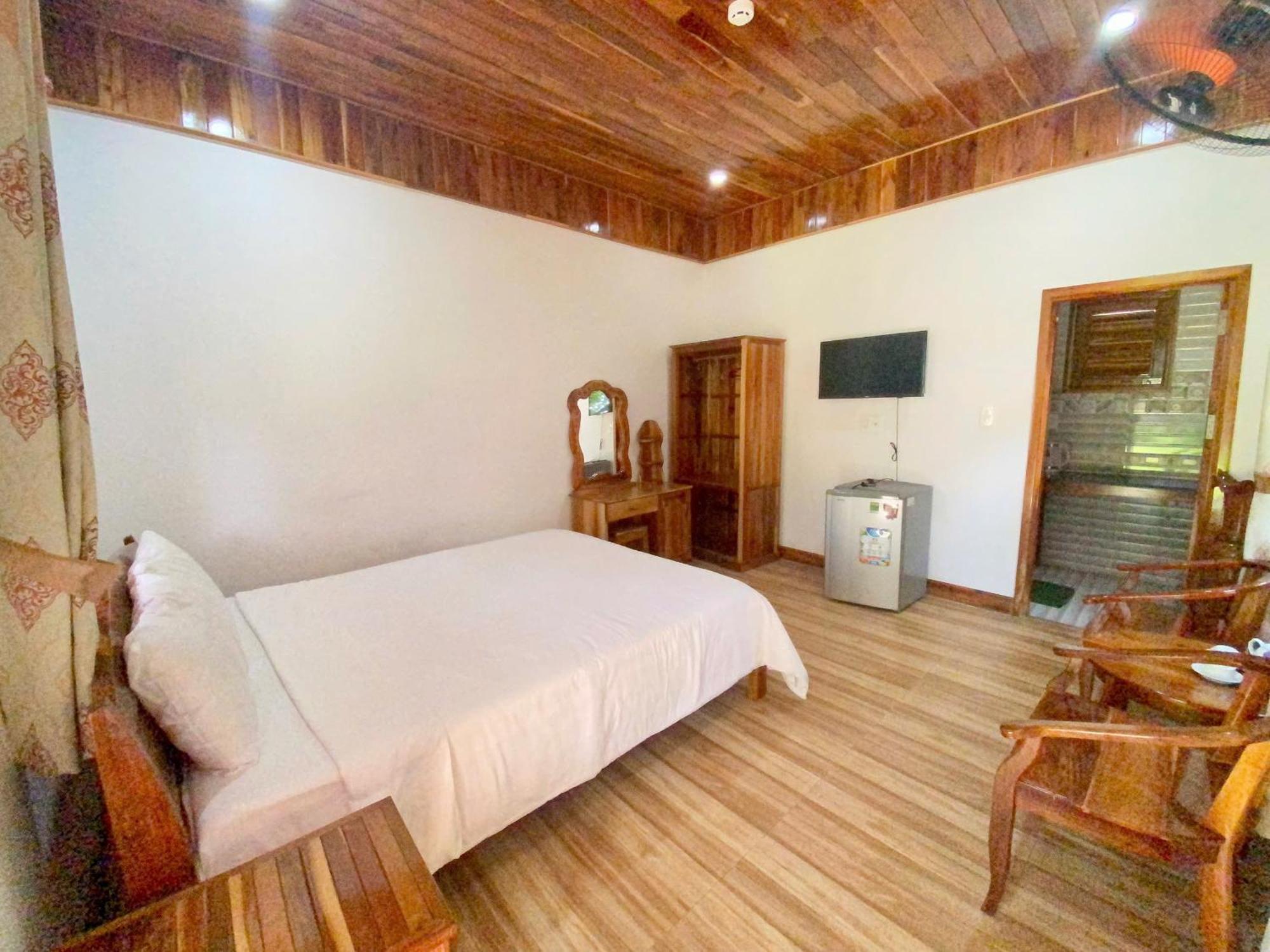 דואונג דונג Y Nghia Bungalow Ong Lang מראה חיצוני תמונה